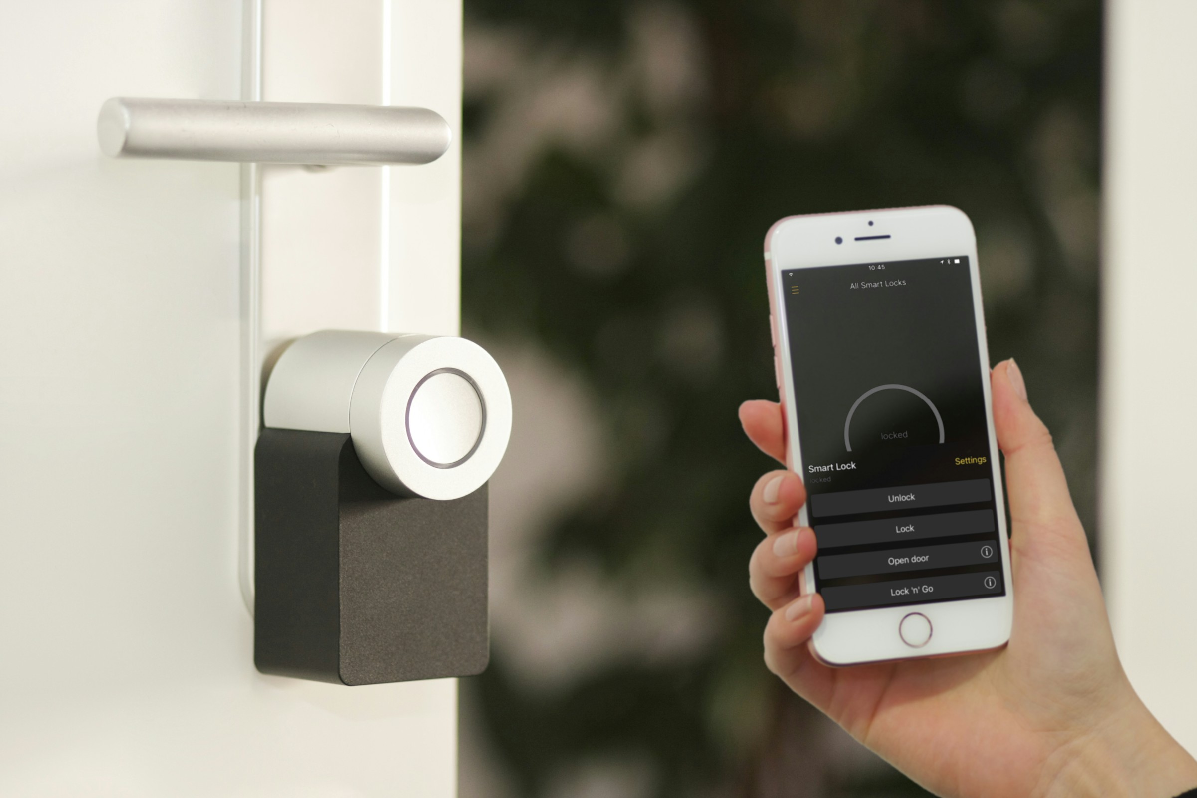 Smart-Home Technology & Automation